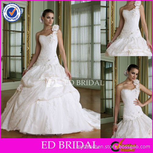 XL0102 2013 Latest Designs One Shoulder Beaded Lace Pick Up Skirt Ball Wedding Gown Sample Pictures